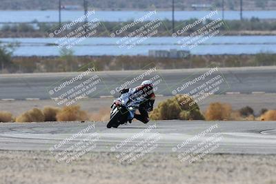 media/Nov-16-2025-Race Pace (Sun) [[8c5fa54630]]/Verified Riders/3-Turn 14 (1045am)/